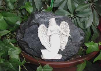 Schieferplatte mit Figur "Engel"